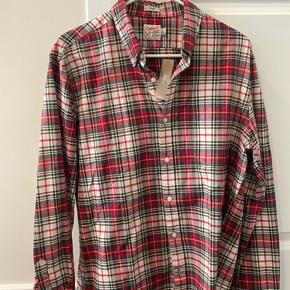 J Crew men's slim cut button down shirt. NEW WITH TAGS!